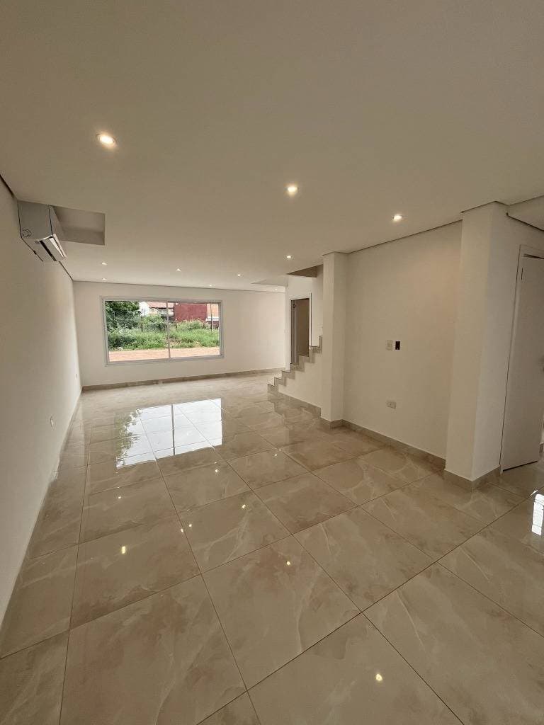 Dúplex con piscina y quincho | Luque, foto 3