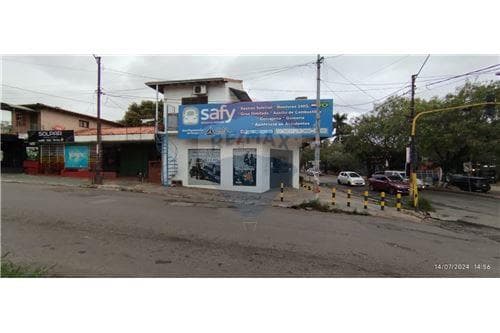 local comercial sobre la Avenida Mariscal López esquina — foto 3