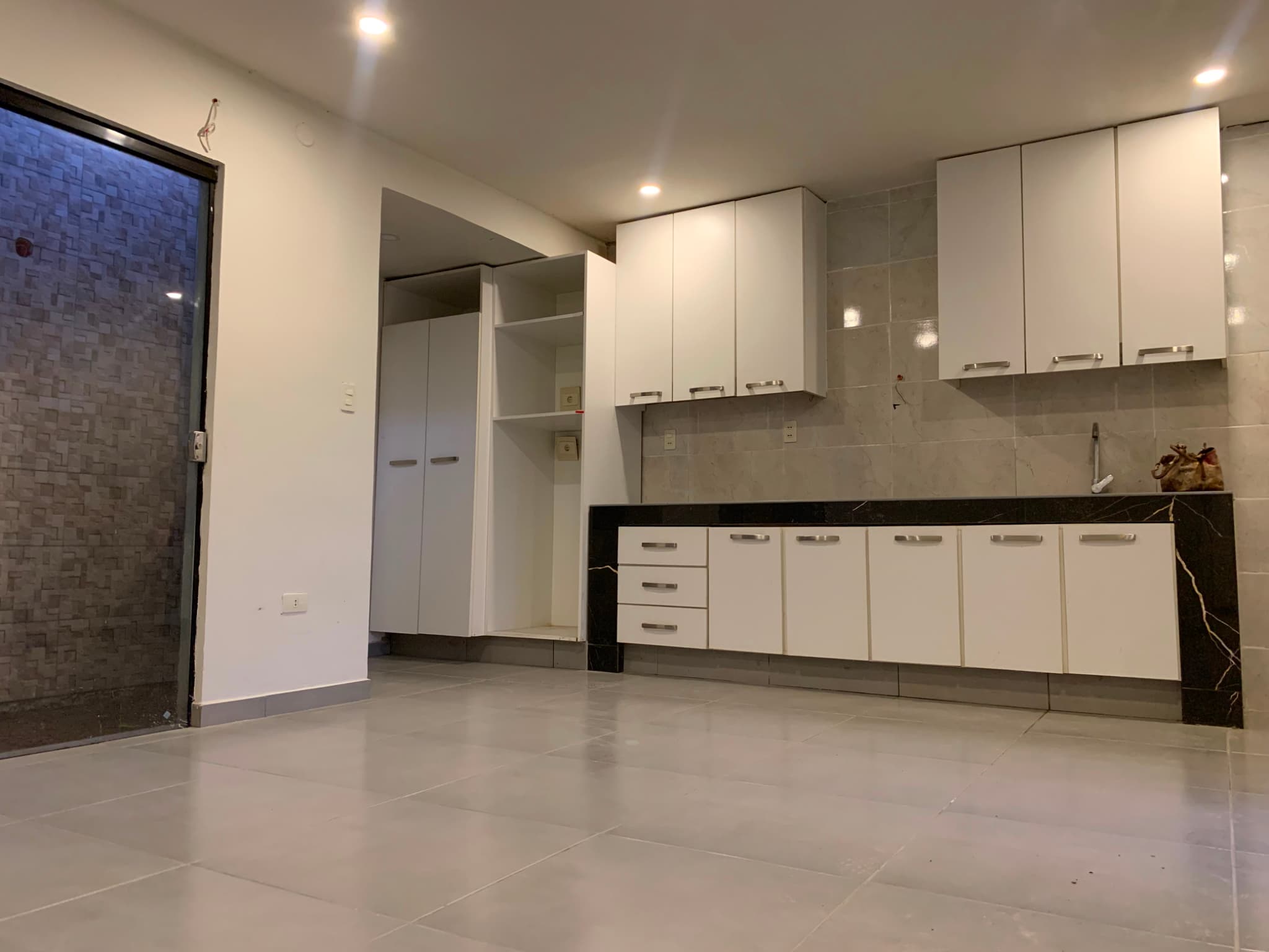 Duplex a estrenar-zona palacio de justicia-3 hab — foto 4