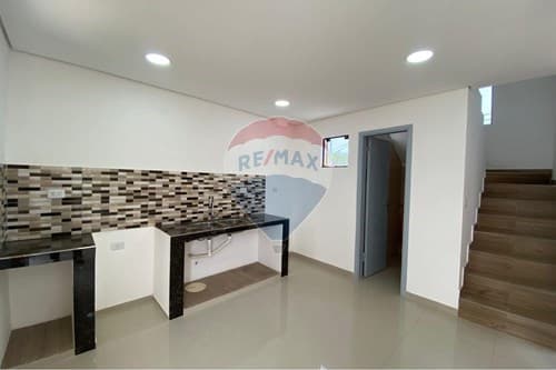 Duplex-Venta-PY Central Luque Cañada San Rafael Villa Rubi, foto 3
