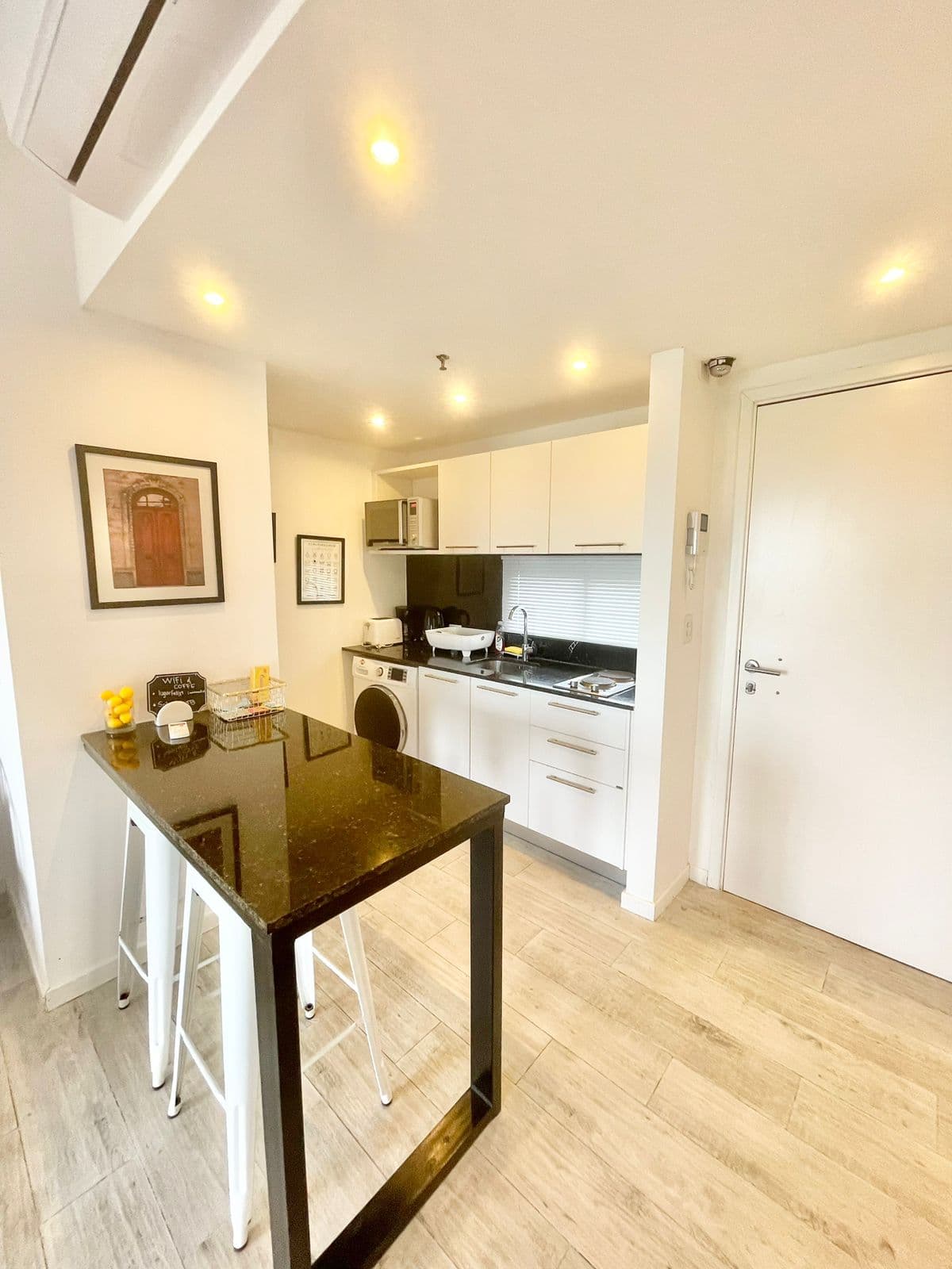 En Alquiler Hermoso Monoambiente Amoblado En Barrio Jara A156 — foto 4