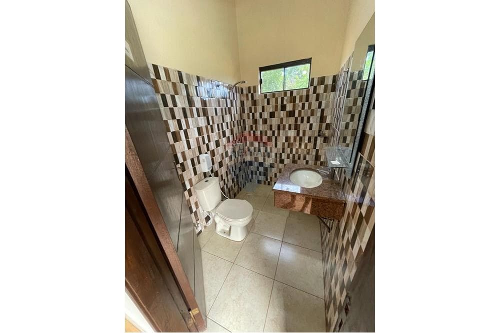 Casa de Campo Moderna: Tu Refugio en Yaguarón", foto 1