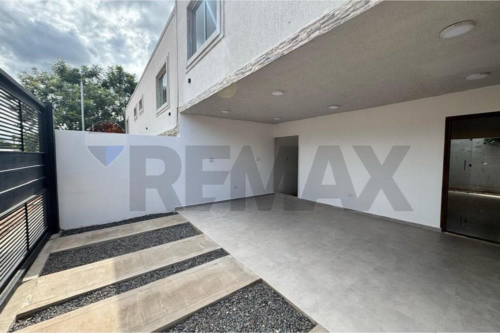 Duplex - Alquiler - San Lorenzo, Central, Paraguay — foto 4