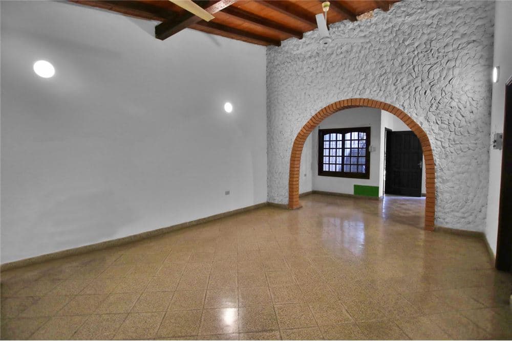 Casa - Alquiler - General Díaz, Paraguay, foto 3