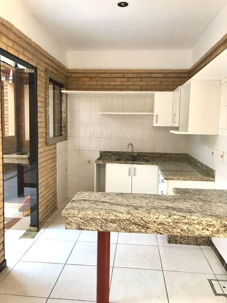 ¡Vendo amplio dúplex en una zona residencial privilegiada! - ID 33446, foto 2