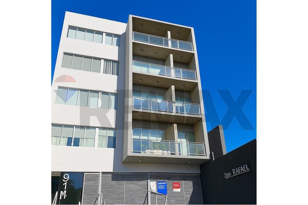 En venta departamento en edificio san rafael barrio Jara, foto 2