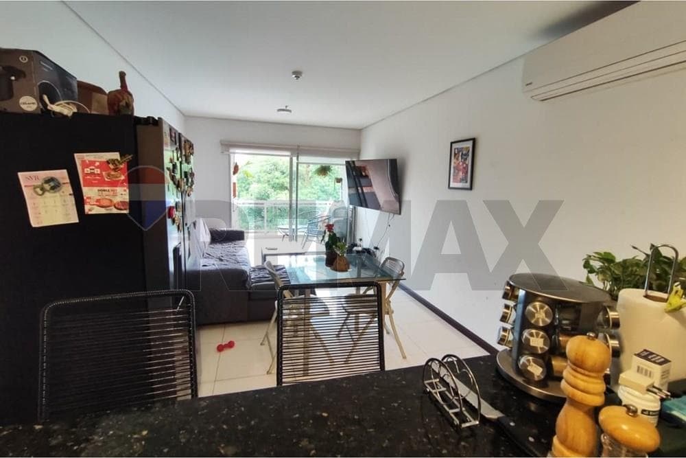 En venta amplio departamento zona shopping, foto 2
