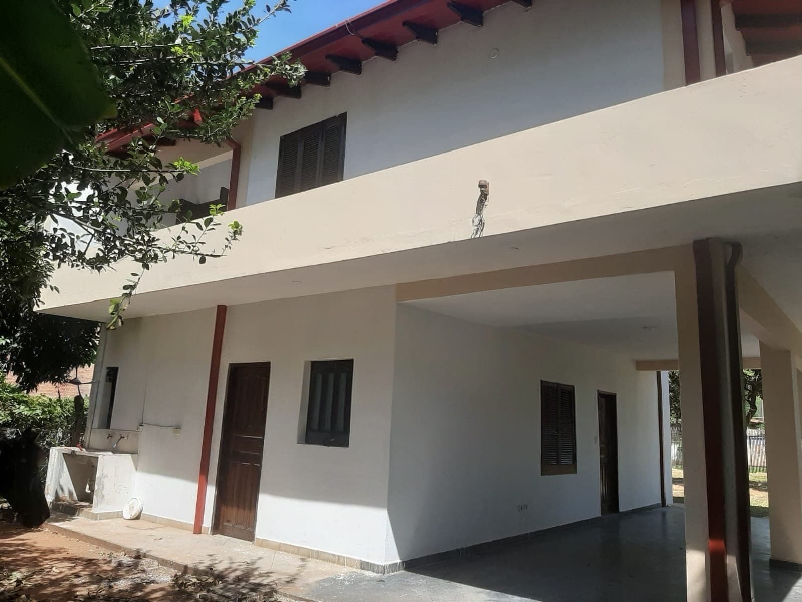 En venta casa de 2 plantas en guarambare, foto 2