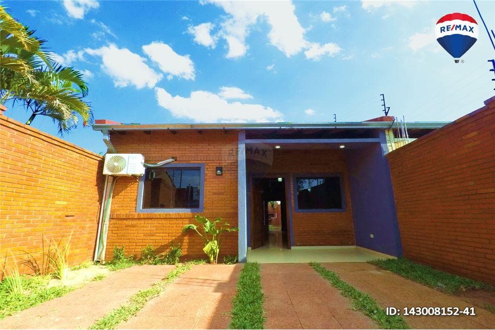 Vendo chalet en laurelty Luque