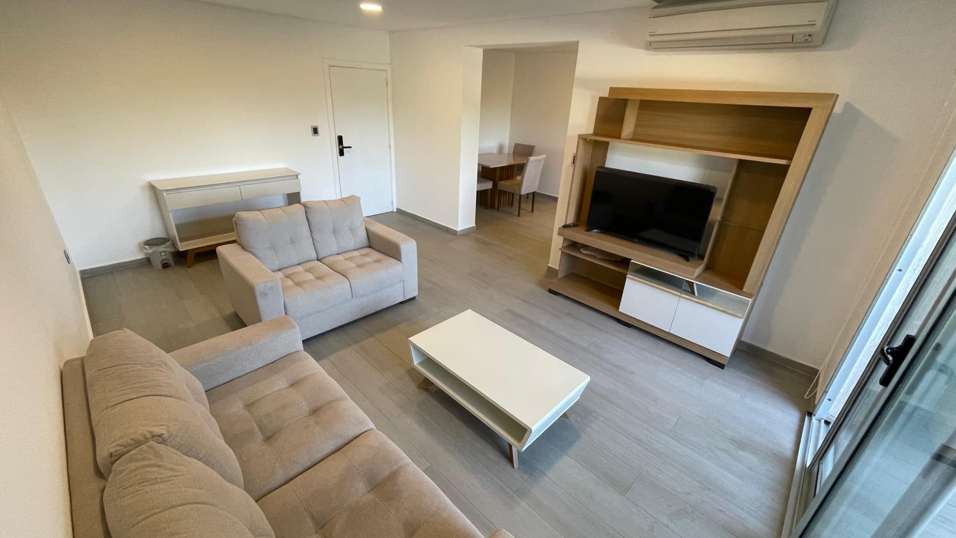 dpto. amoblado de 1 dormitorio en Mburucuya 75 m2, foto 2