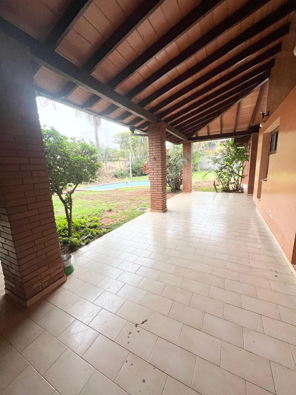 En Venta Amplia Casa En Barrio Felicidad De Lambaré V225, foto 5