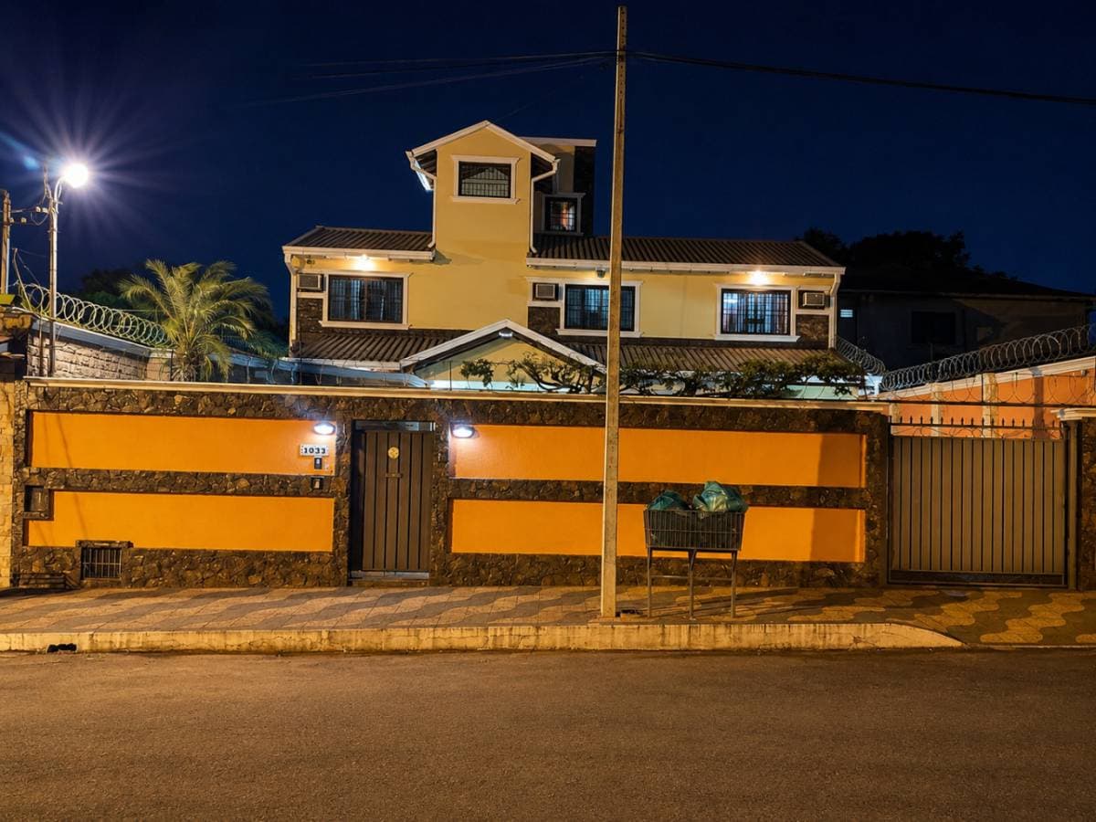 amplia casa en Fernando de la Mora, foto 5