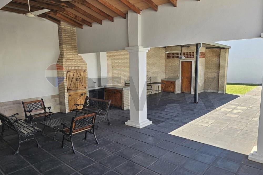 Casa en Venta – Fernando de la Mora Zona Sur