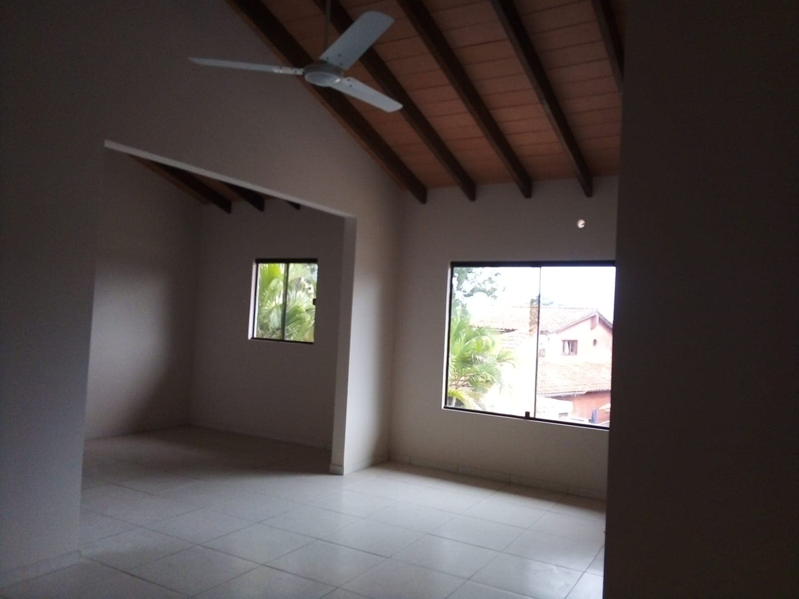 Exclusiva Oportunidad - Vendo Propiedad Que Combina Vivienda Y Comercio — foto 4