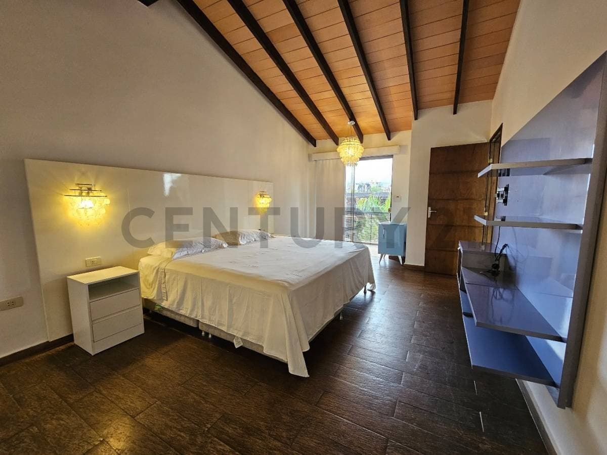 de Casa en Villa Aurelia, Asunción, foto 2