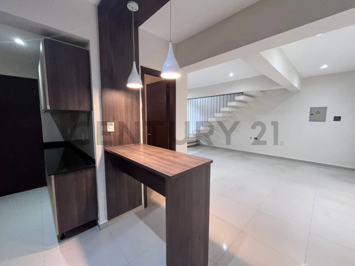 de Casa Dúplex en Sta. María, Asunción, foto 4