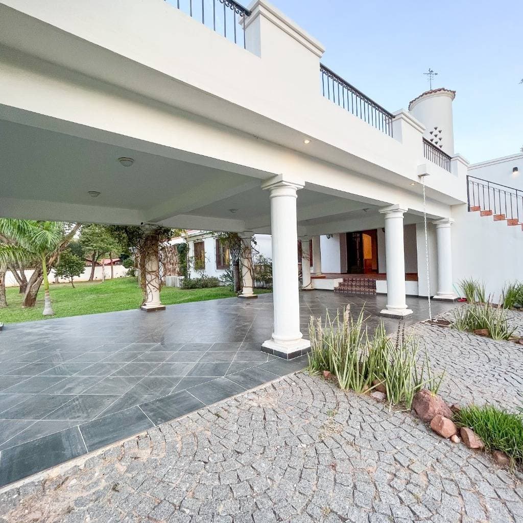 Exclusiva residencia de lujo en surubi’í, foto 4