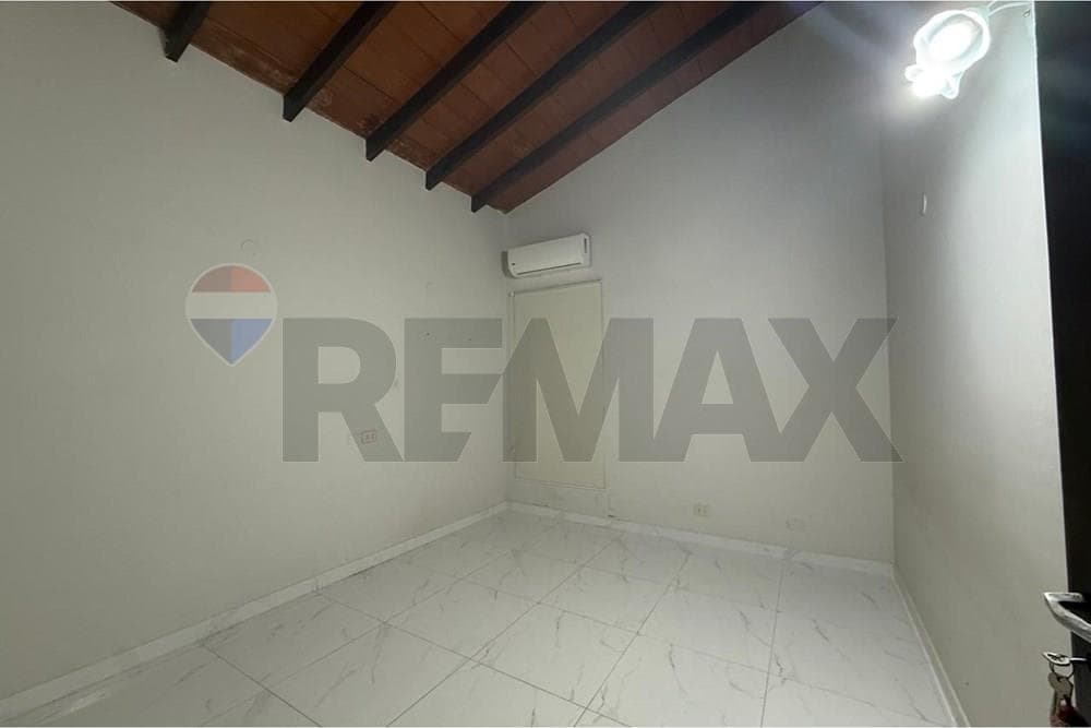 Casa Alquiler Barrio Herrera — foto 1