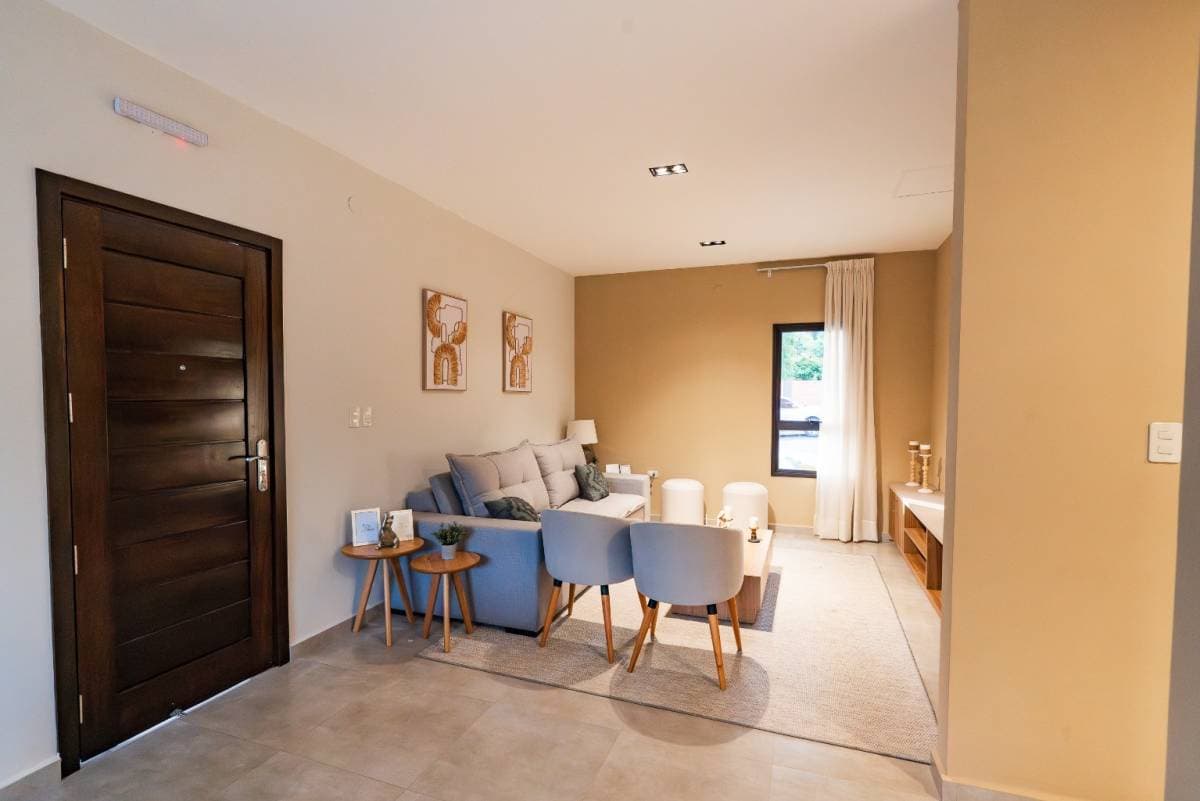 Casa tipo duplex 3 dorm - barrio abierto Luque, foto 5