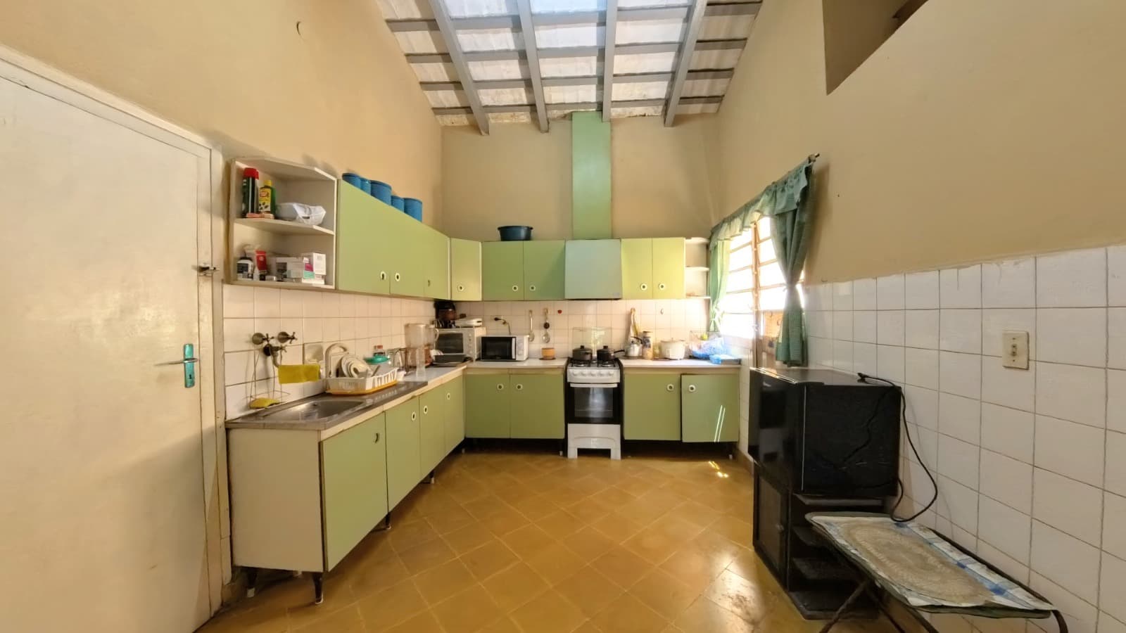 casa en el Barrio Mburicao de Asunción a tres cuadras de Mcal López, foto 5