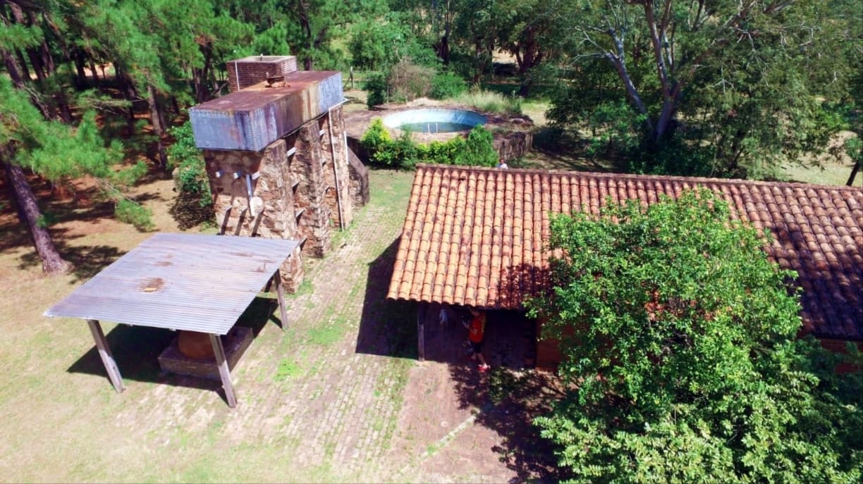 Vendo casa con amplio terreno en El Cortijo