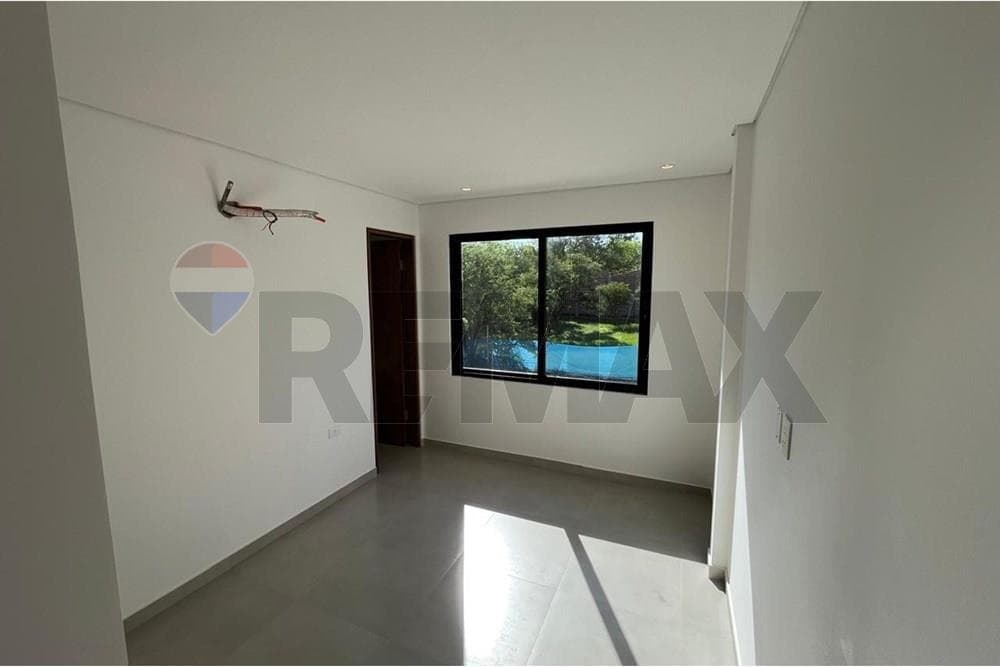 Casa en Venta - Mariano Roque Alonso, Paraguay, foto 3