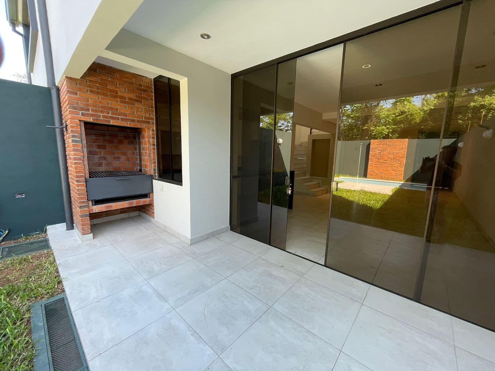 Vendo/alquilo Duplex A Estrenar Con Piscina, Bo. Loma Merlo- Luque, foto 4