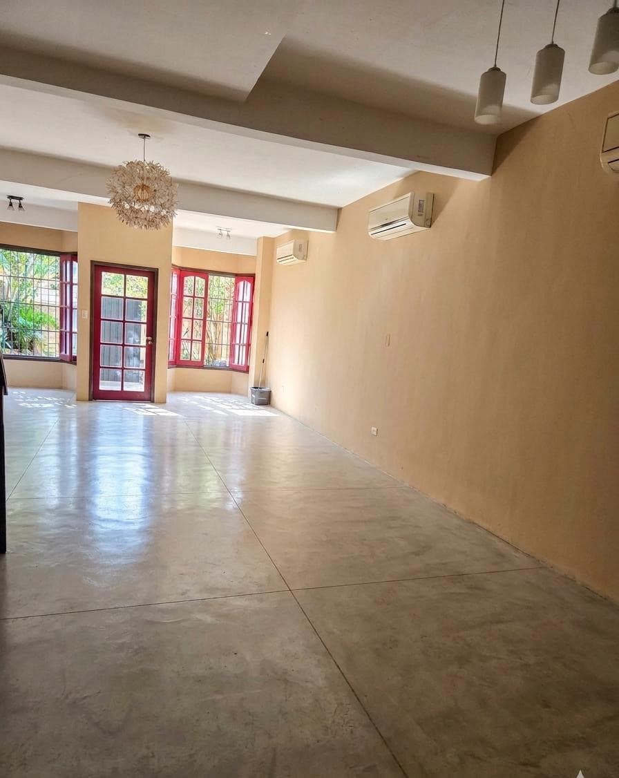 Amplia casa en alquiler – Barrio San Roque/ Asunción — foto 5