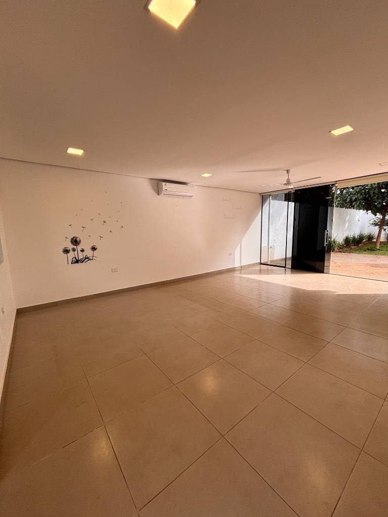 Amplia casa amoblada en barrio cañada Luque, foto 4