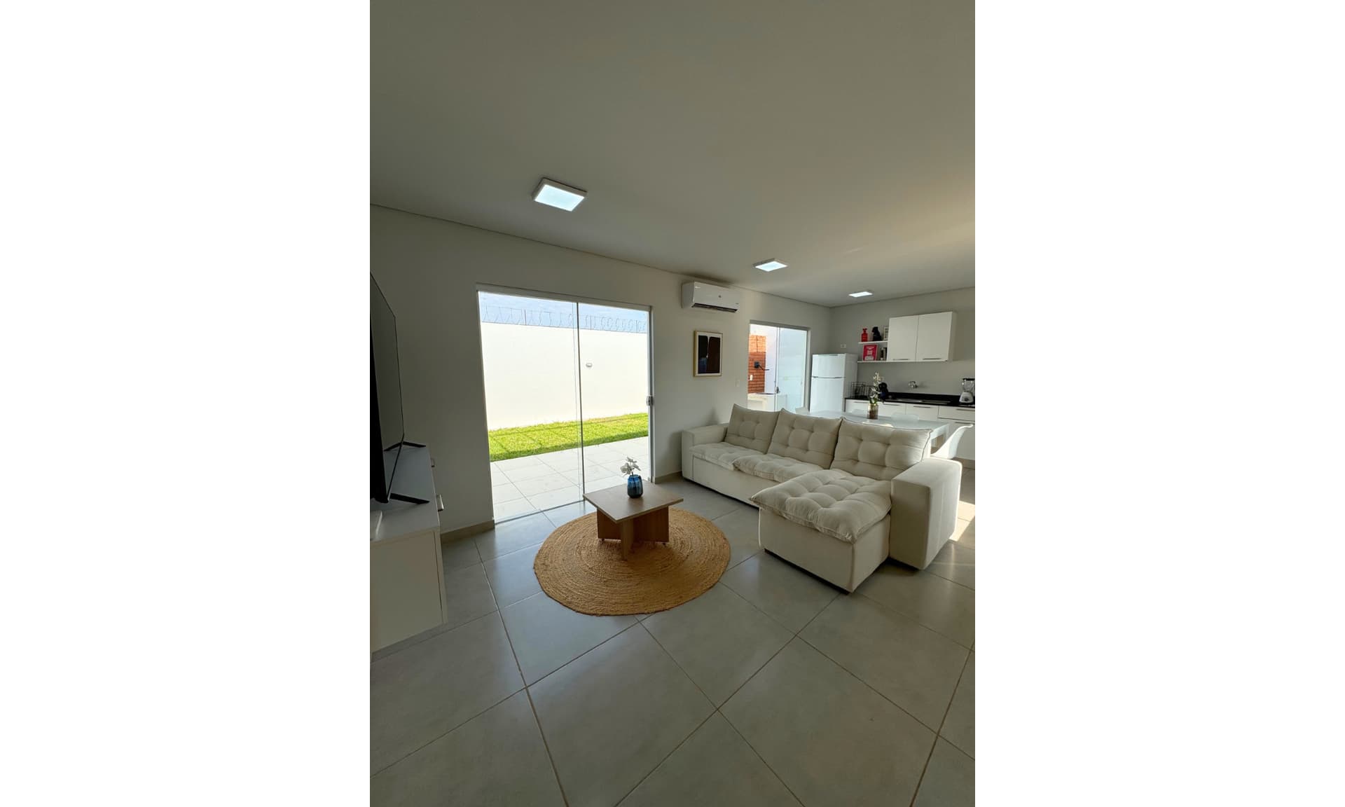 Casa De 3 Dormitorios En Venta, Luque Mora Cue, foto 3