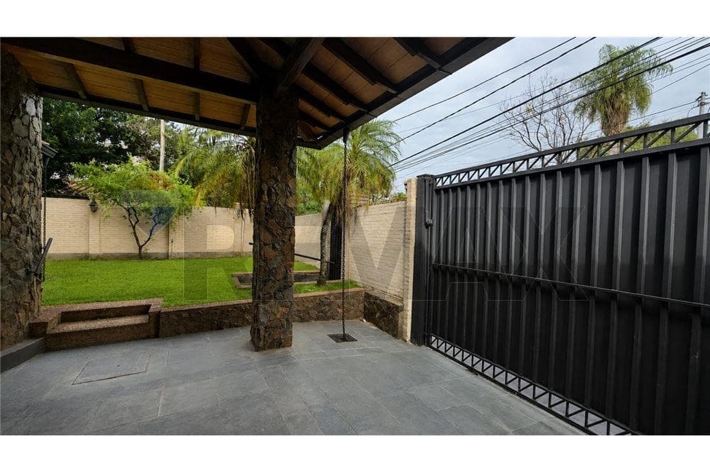 Hermosa y amplia casa en lambare, foto 3