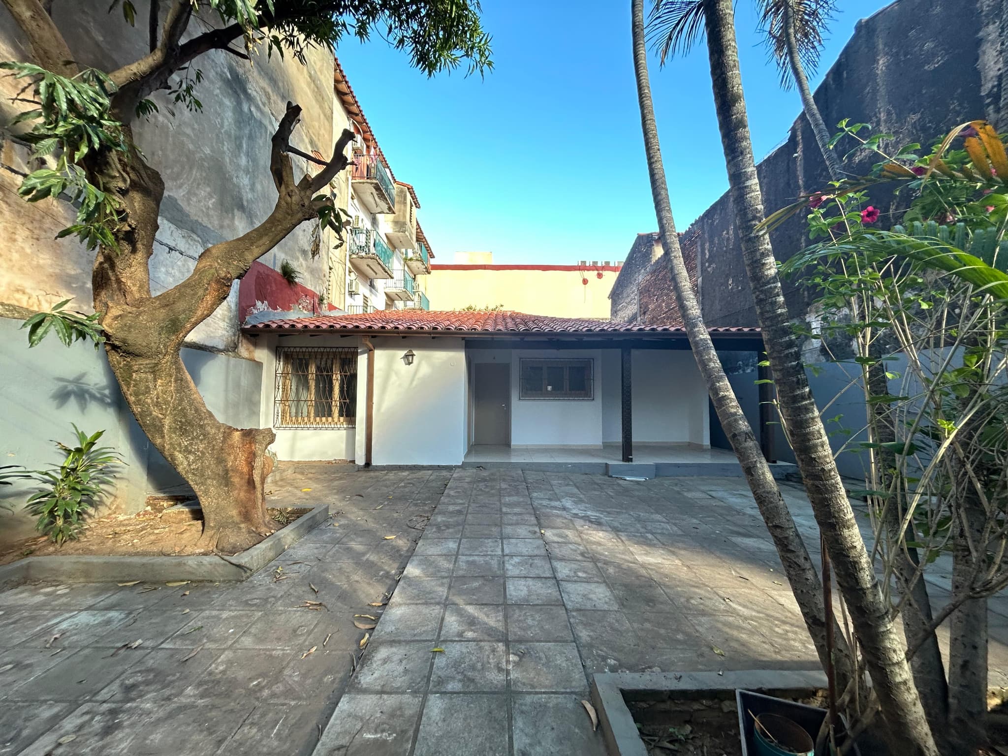 Casa en alquiler en Centro de Luque ! — foto 2