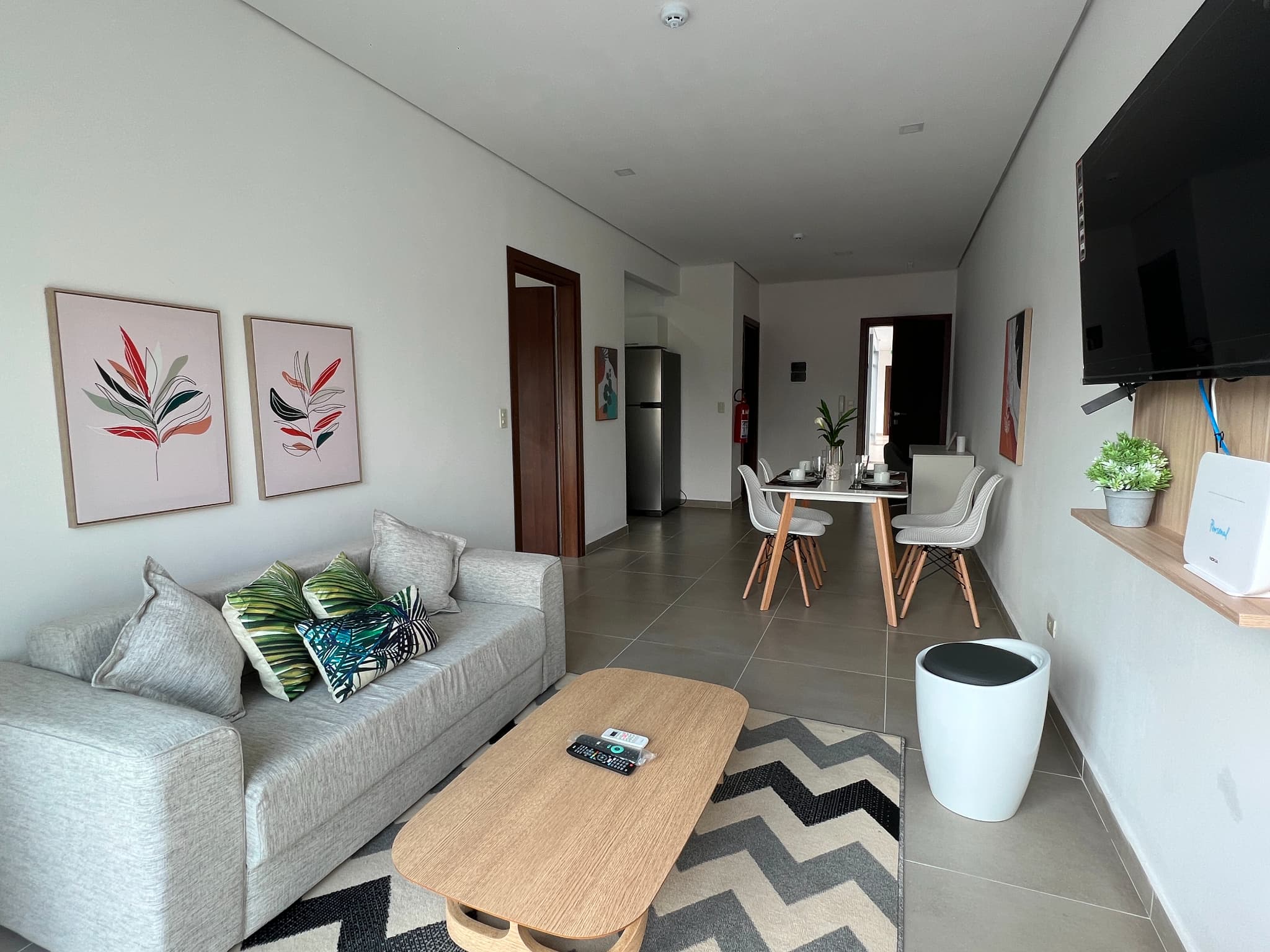 Amplio Depto Un Dormitorio Amoblado Piscina Y Cochera Barrio Herrera — foto 3