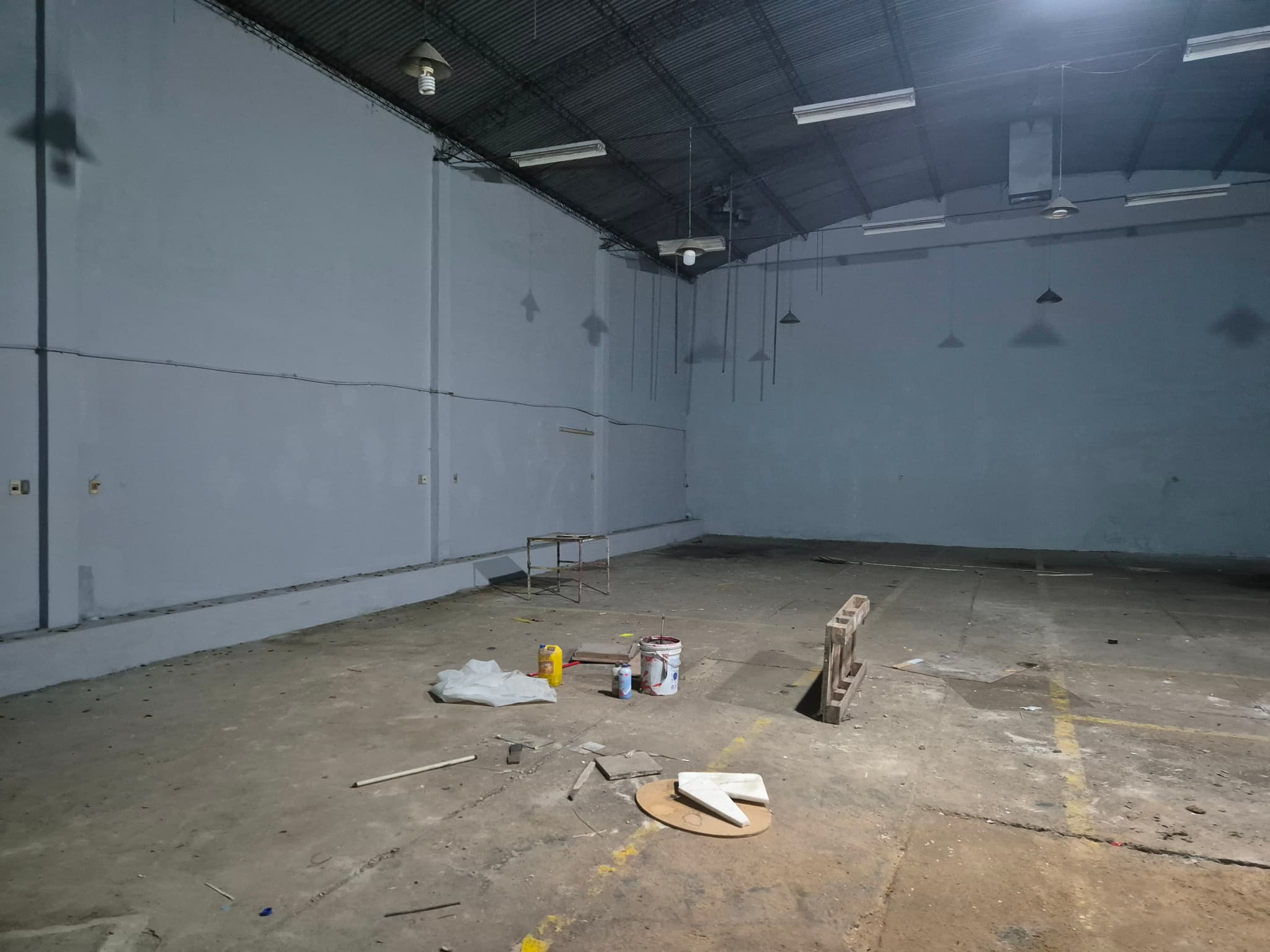Vendosalones Comerciales Contiguos En Fernando de la Mora Zona Sur — foto 2