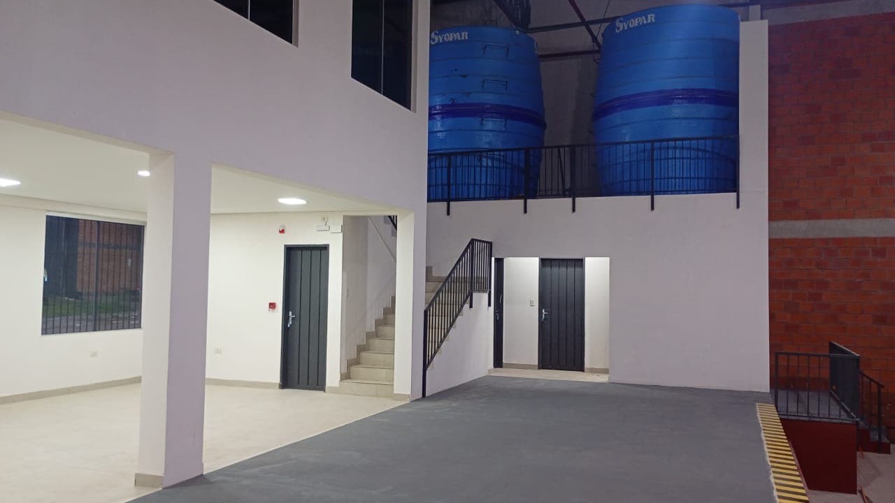 Depósito De 610 M² De Primer Nivel En Mra, B° María Auxiliadora. Cod 059, foto 1
