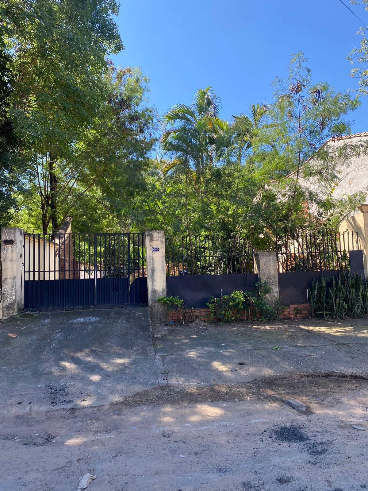 Vendo terreno para duplex o vivienda