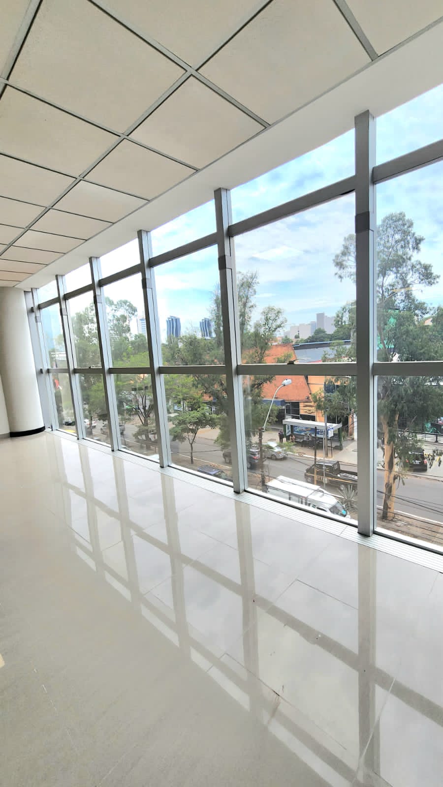 Oficina en edificio corporativo skycentervo — foto 2