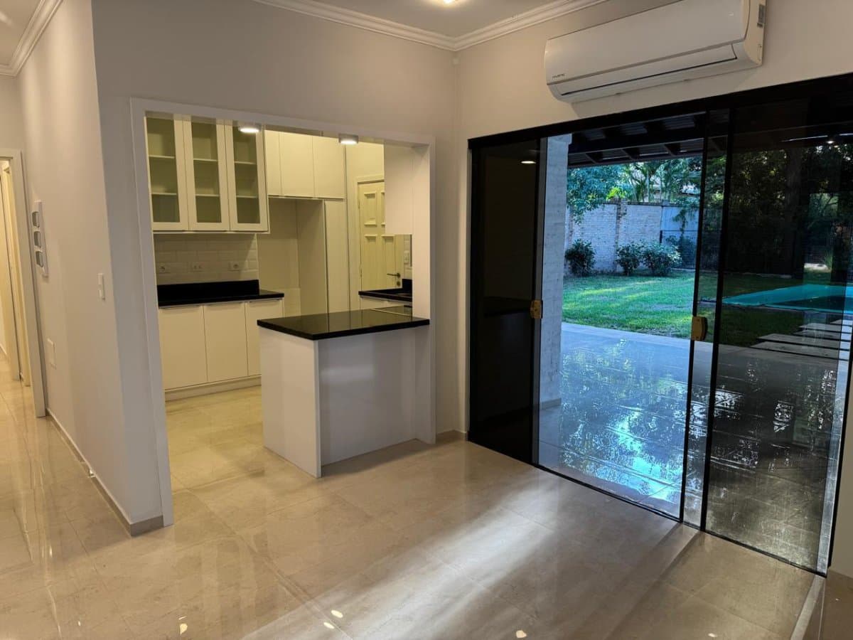 Casa en surubi-y Mariano Roque Alonso, foto 4