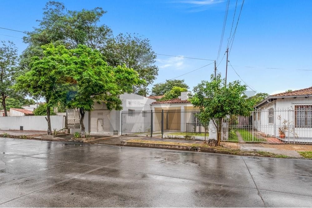 Casa - Venta - San Vicente, Asunción, Paraguay, foto 2