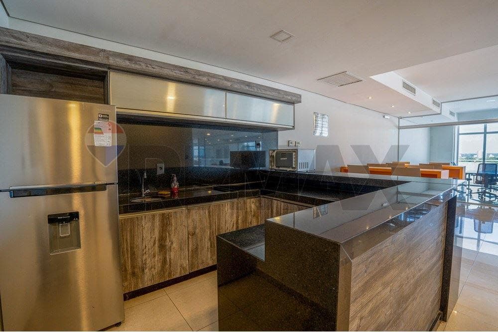 En venta – oficina en sky center, foto 2