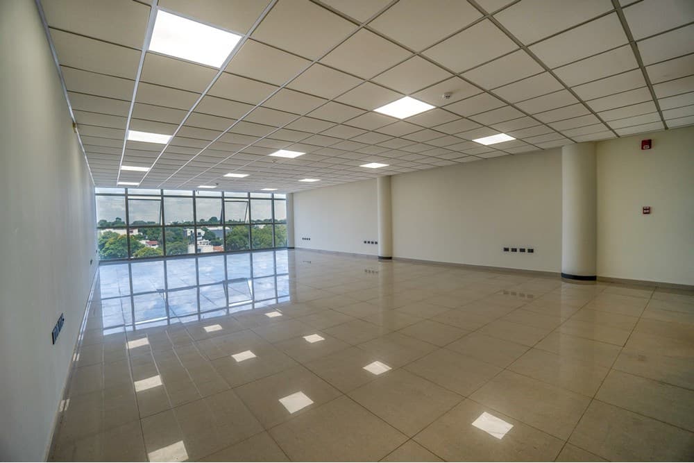 Alquilo Oficina Corporativa en Edificio Skycenter