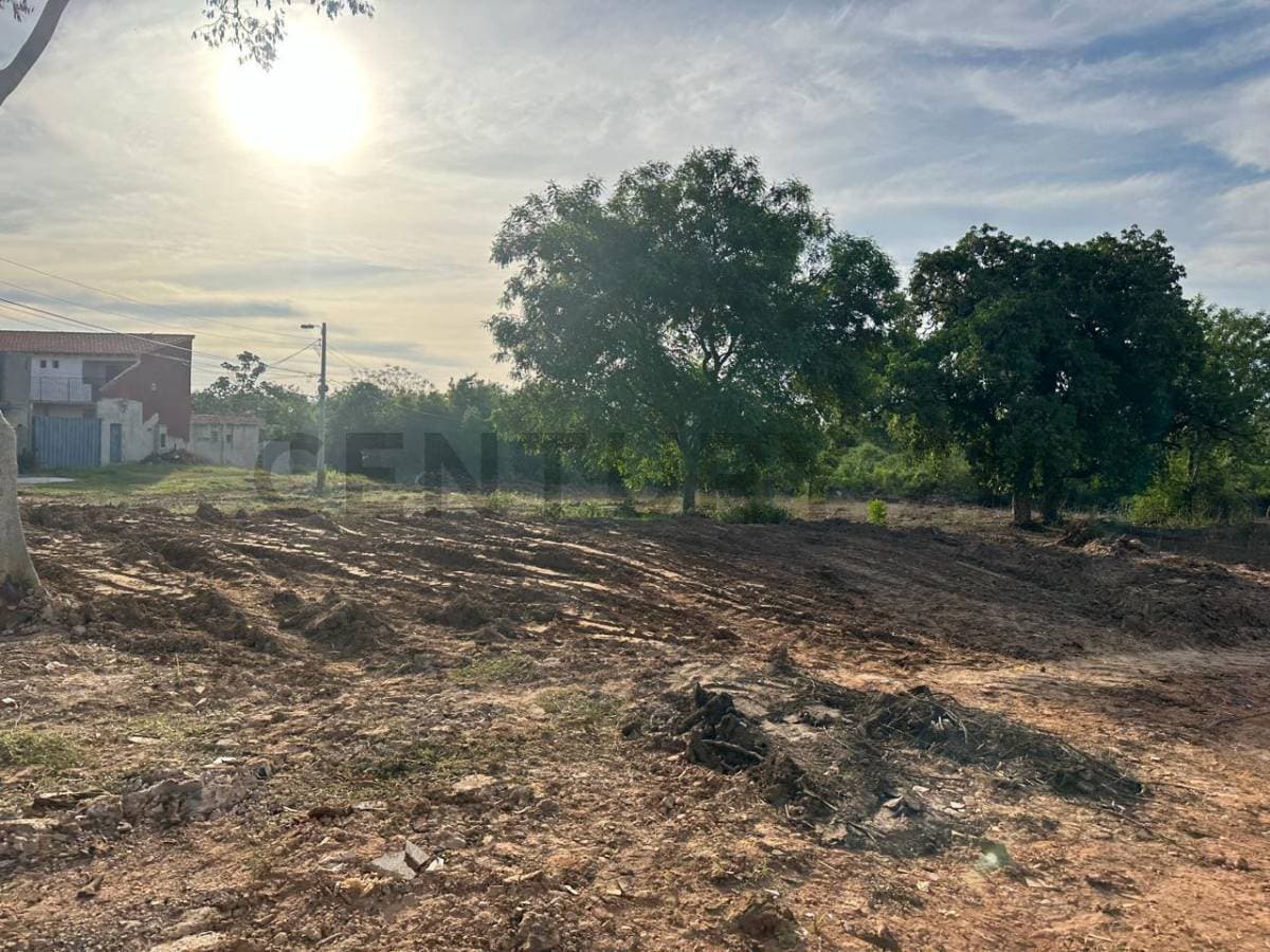 En venta 60 m de frente X 32 de fondo Av Leonismo Luqueño, foto 4