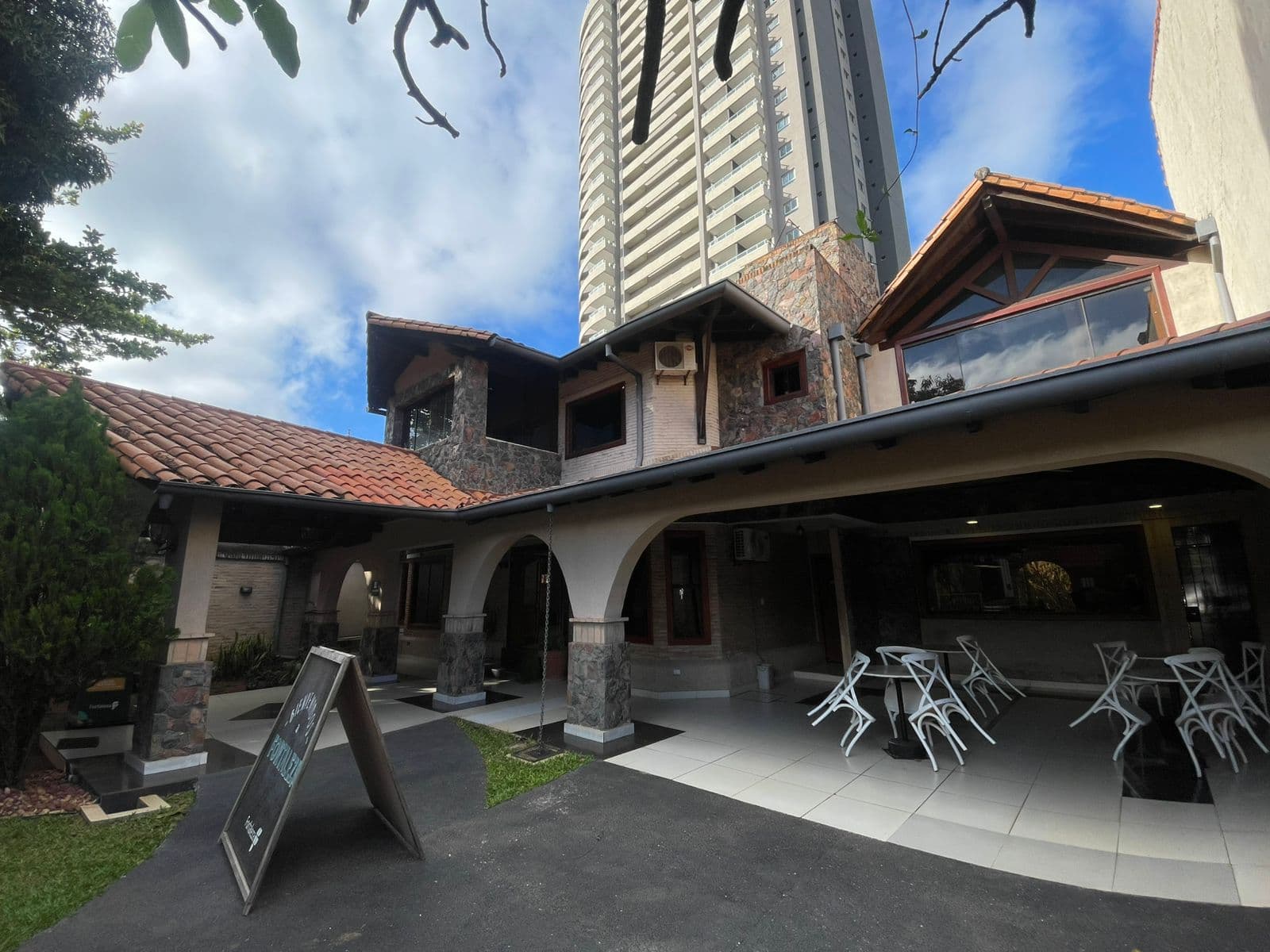 En venta hermosa residencia en Asunción