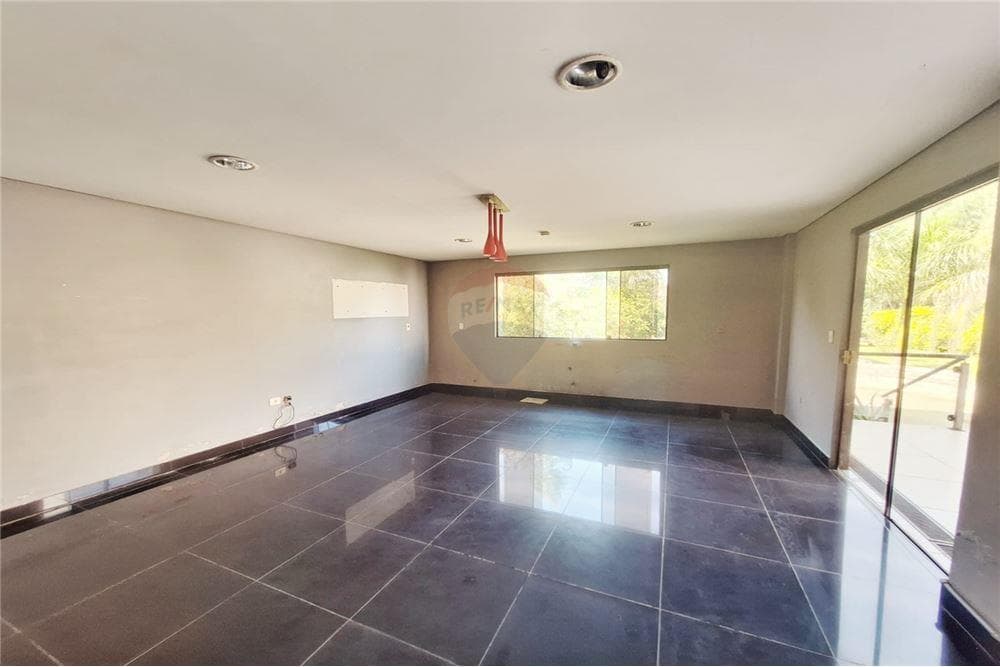 hermosa casa en Urbanización Surubi´i, foto 4