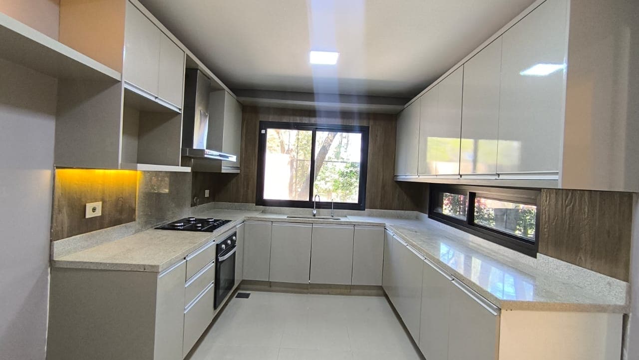 Alquiler (o Venta) De Triplex En Barrio Cerrado De Lambare