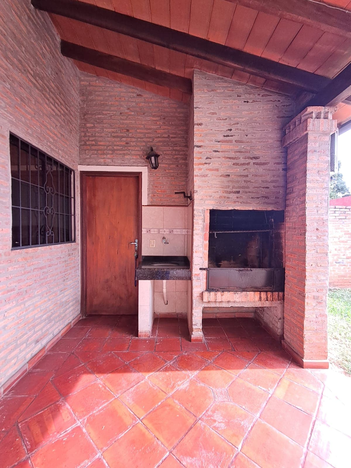 Casa Amoblada De Dos Dormitorios En Luque Zona Los Jardines, foto 5