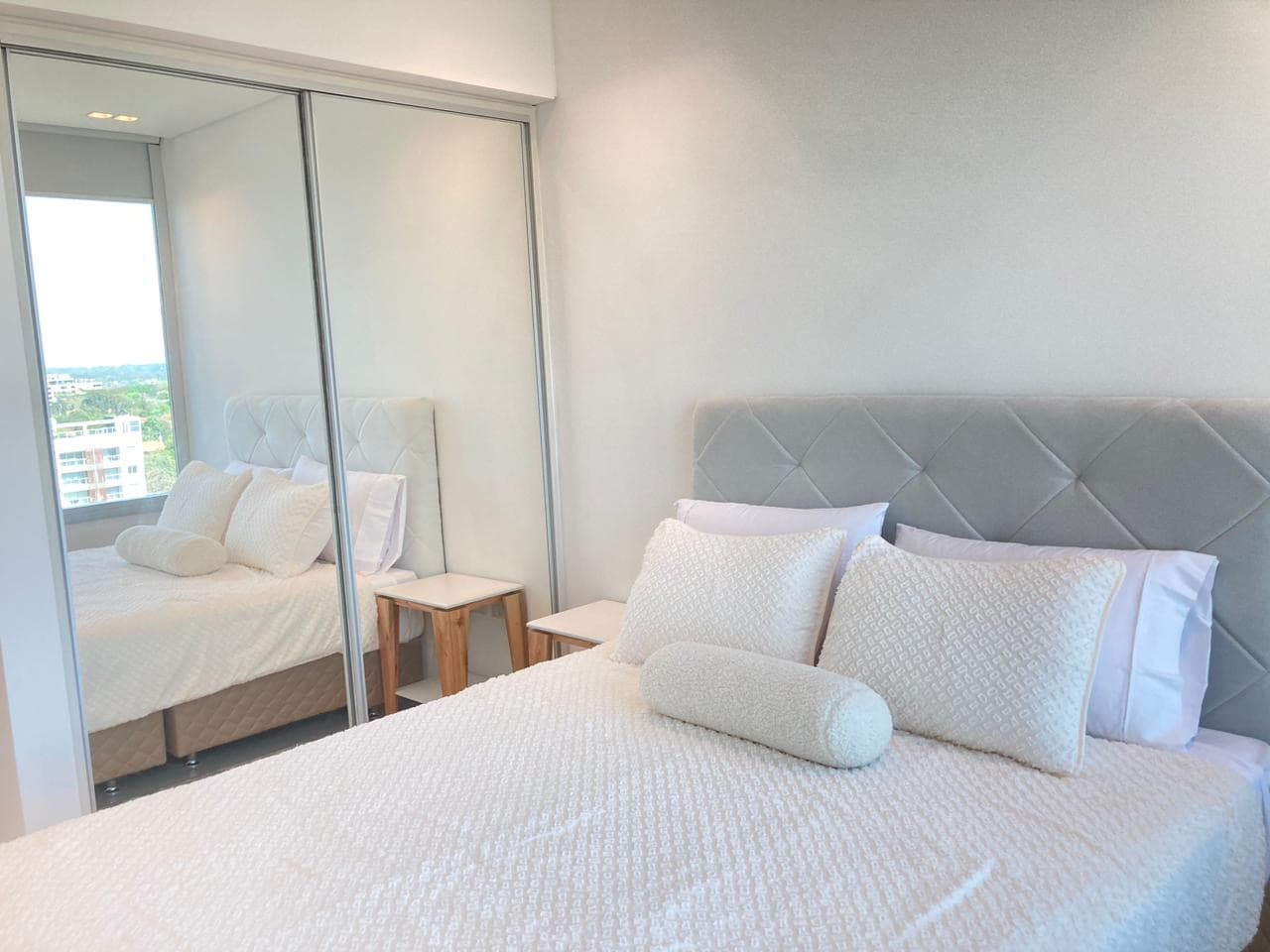 Exclusivo departamento amoblado en el Eminet, foto 4
