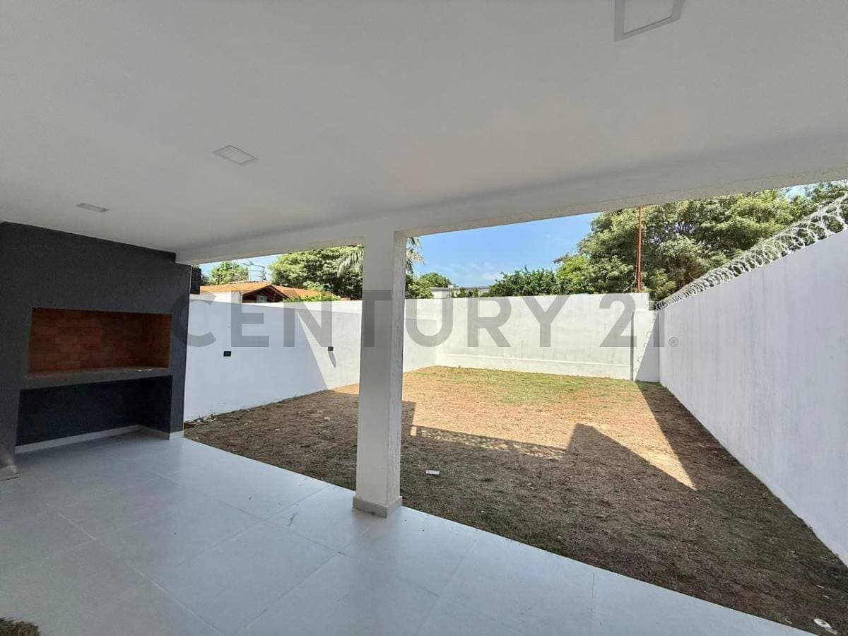 de Casa Dúplex en Luque, Central — foto 3
