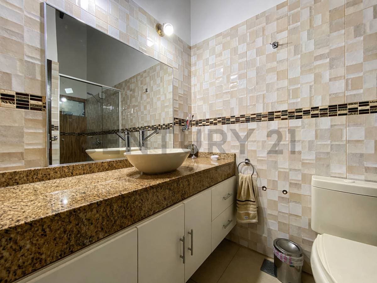 Casa equipada en Luque — foto 5