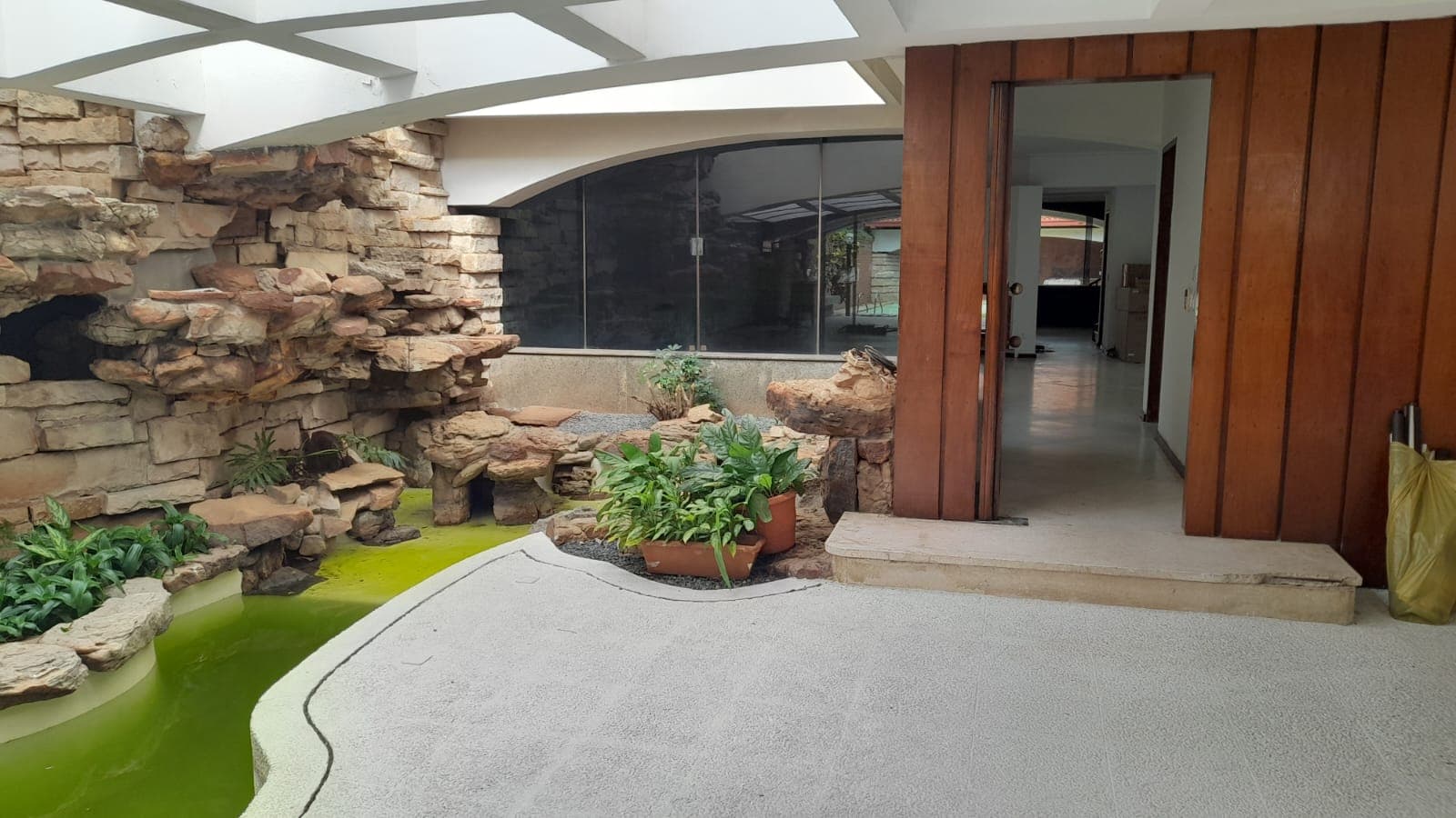 Alquilo Imponente Casa Sobre Boggiani
